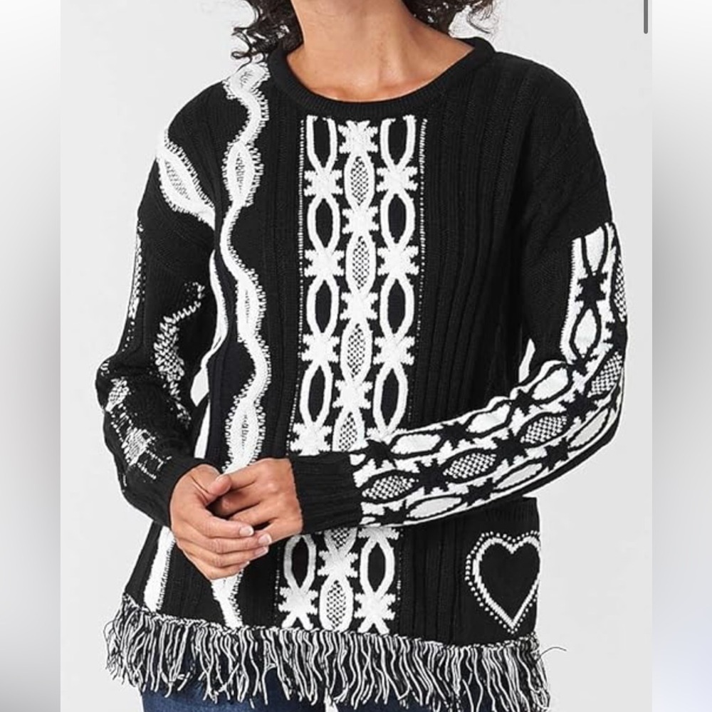 Desigual Brixton sweater with pocket. NWT Medium.